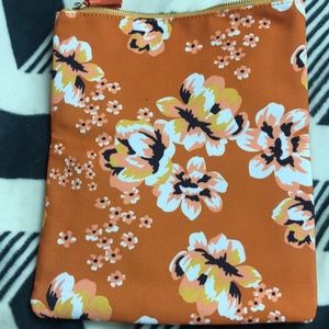 BRAND NEW FFF Rachel Pally orange floral clutch